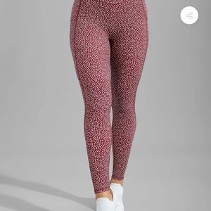 Buff bunny Rosa pocket leggings in dark red bossy print
